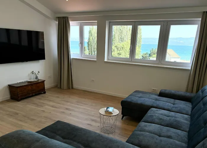 Inula Apartament *